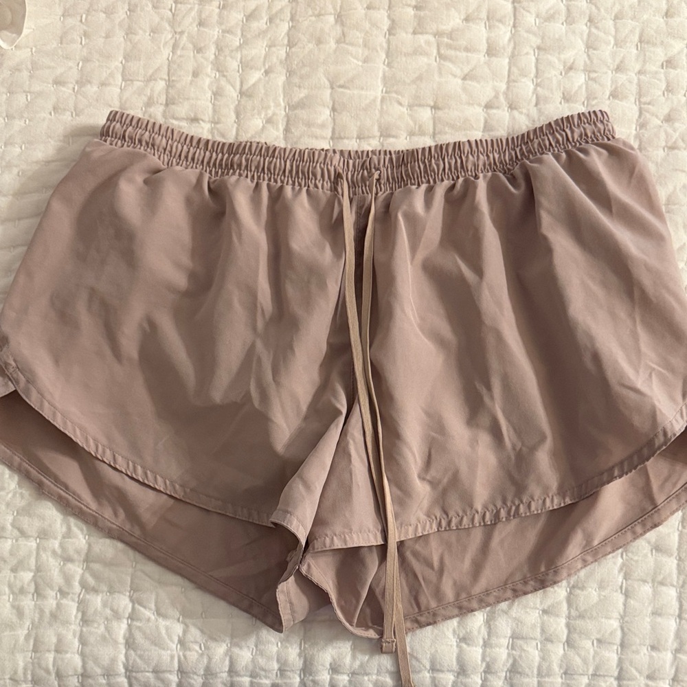 Old Navy Women's Beige Athletic Shorts